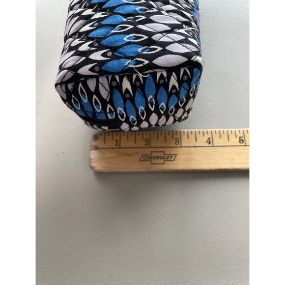 Vera Bradley Quilted Zippered Cosmetic Pouch Make Up Bag Geometric Vinyl Lined - Picture 6 of 9